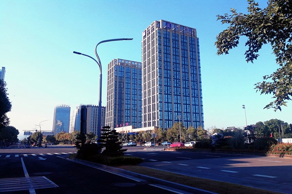 樓宇智能化專業(yè)化、系統(tǒng)化、節(jié)能化特點(diǎn)！